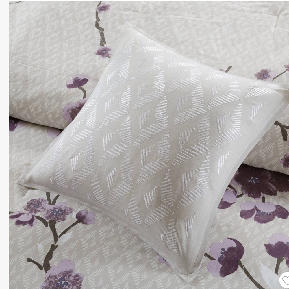 Madison Park Purple and Cream Floral Comforter Set Queen 8 piece set - Picture 9 of 10